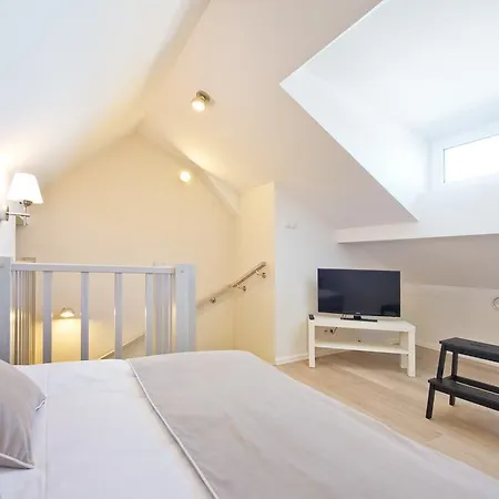 蒙塔卡西诺公寓